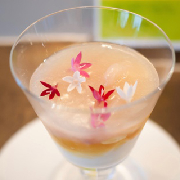 白桃の杏仁豆腐