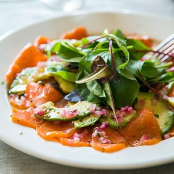 サーモンとアボガト