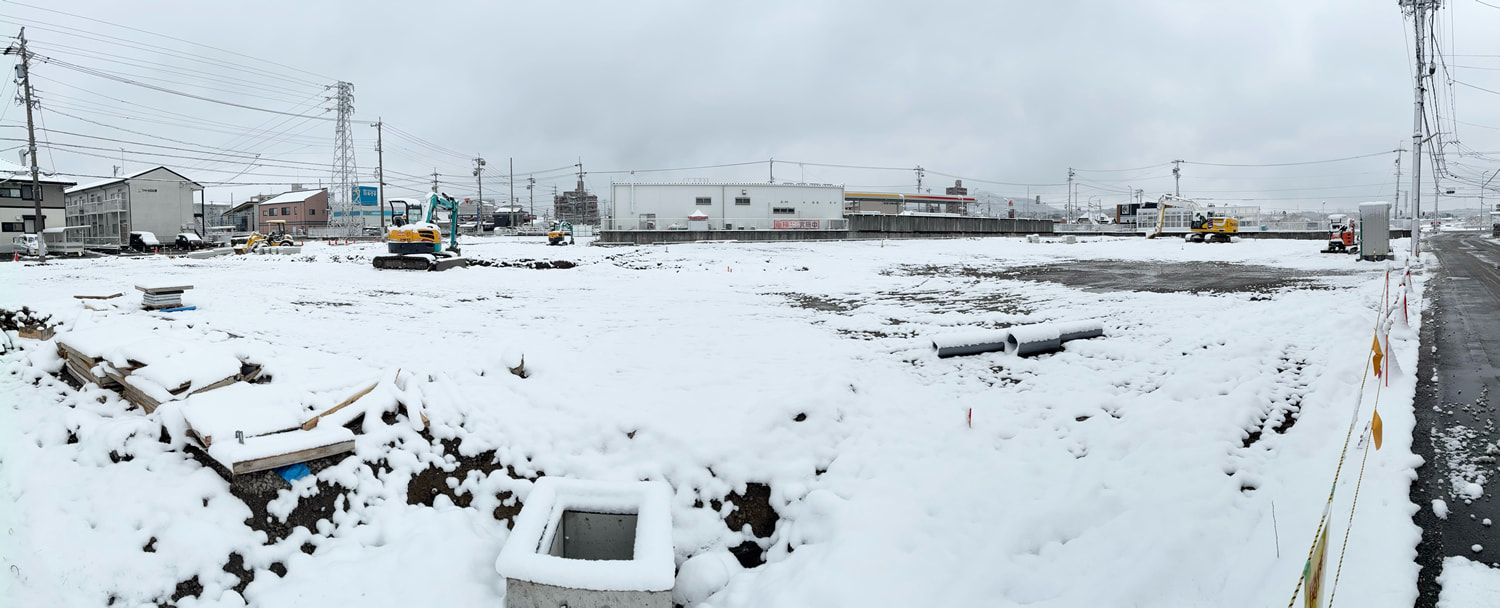 造成地も静かな雪景色